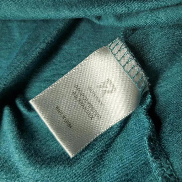 Runway Kids Youth Girls Long Sleeve Tee Workout Top w/ Thumbholes Sz XL/16 - Picture 8 of 15